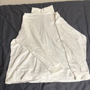 Roundtree & Yorke Classic White Turtleneck